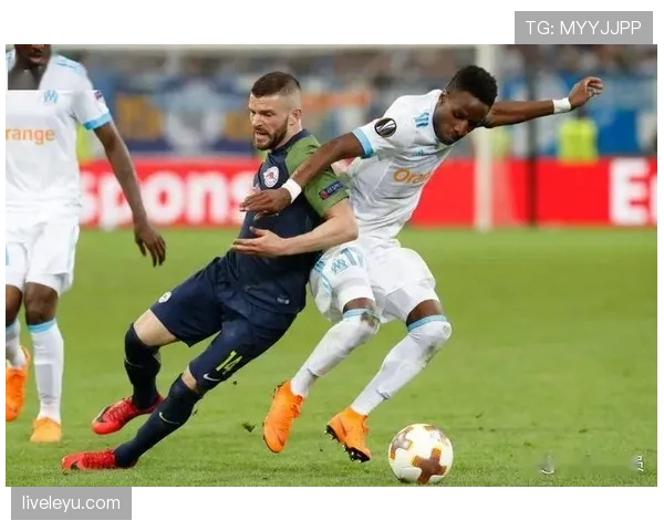 勒沃库森球员状态回暖,助力球队竞技水平持续攀升 勒沃库森球员状态回暖,助力球队竞技水平持续攀升