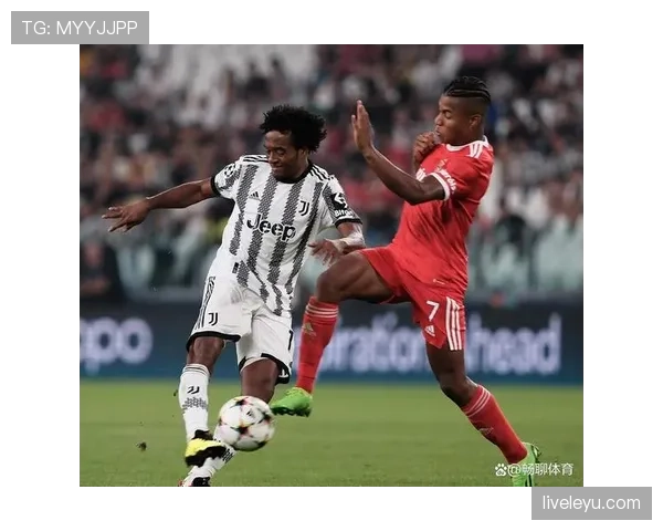 尤文图斯陷入失控危机！豪门定位面临崩塌，老妇人战术体系究竟出了什么问题？