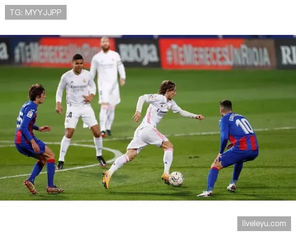 主力稳如泰山，替补深度不足问题逐步反映在比赛轮换中